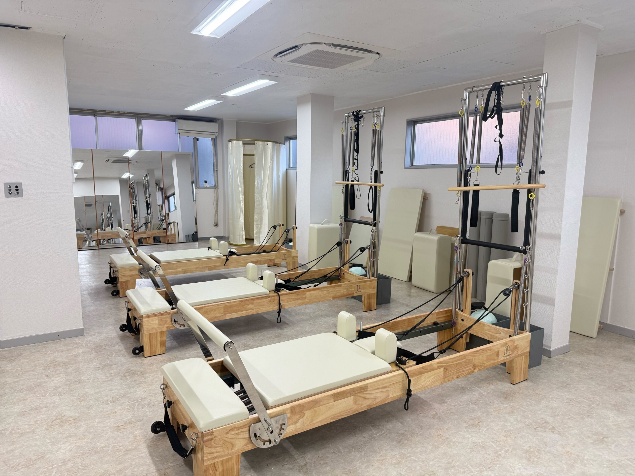 Pilates Mee金町店